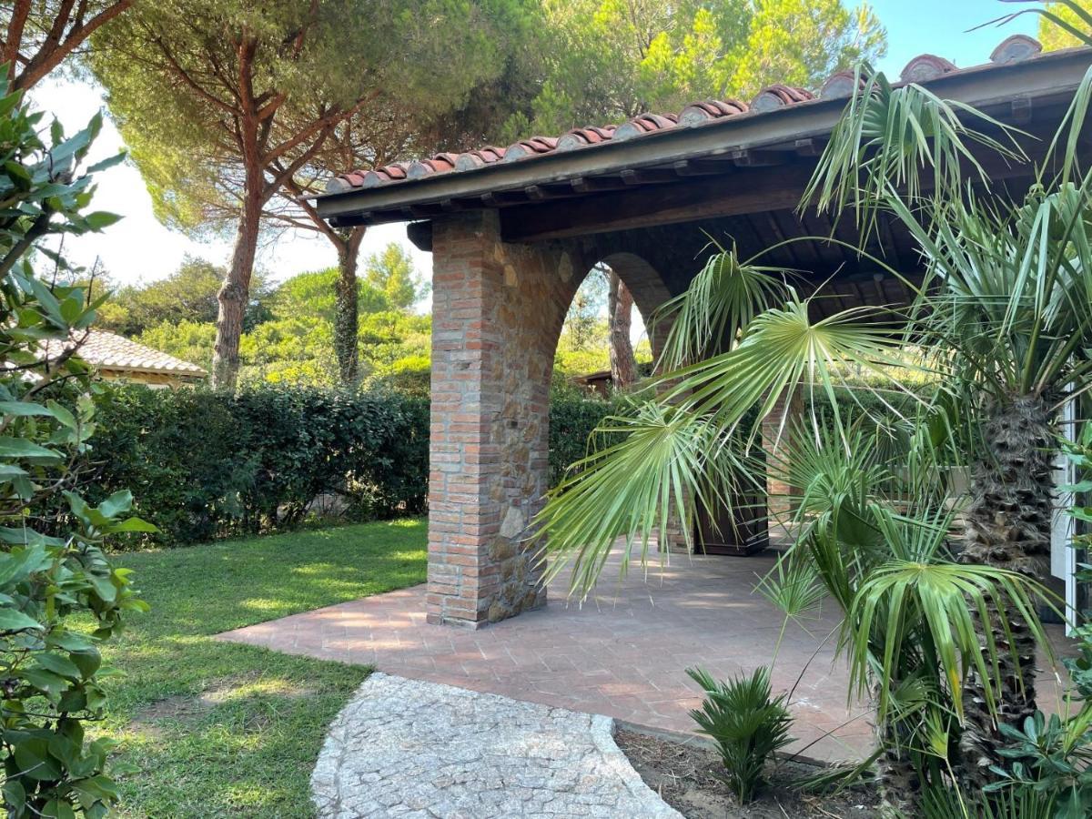 Villaggio I Sorbizzi Marina Di Bibbona Εξωτερικό φωτογραφία